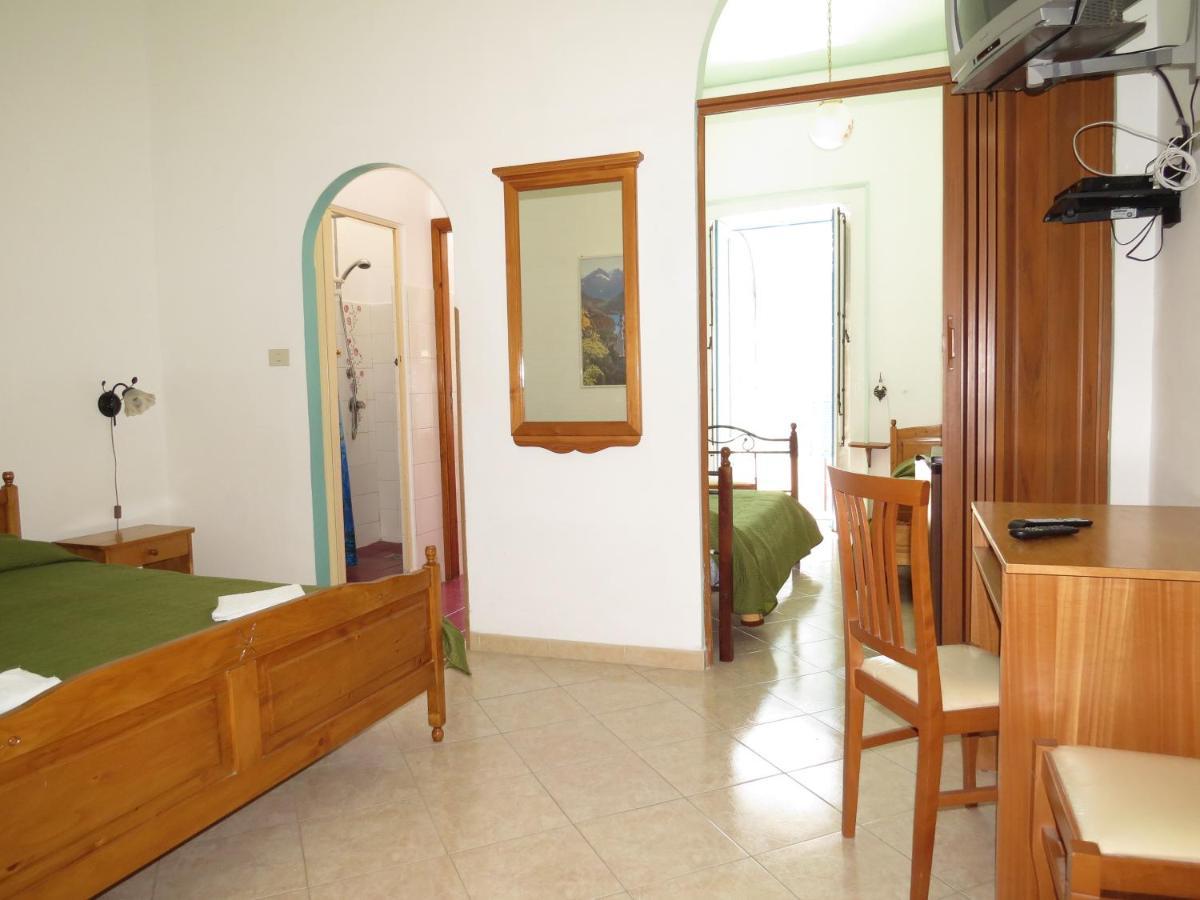 Casa Vittorio B&B Lipari Kültér fotó