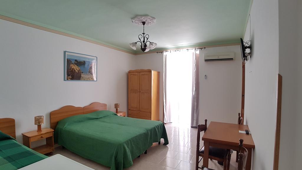 Casa Vittorio B&B Lipari Kültér fotó