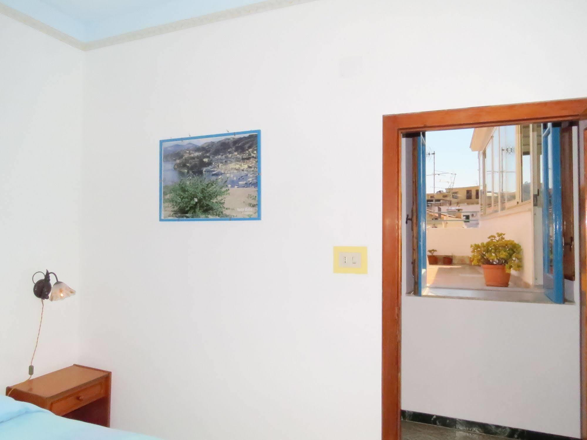 Casa Vittorio B&B Lipari Kültér fotó